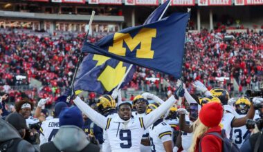 Michigan's Rod Moore gets 6th season after 2 injury-plagued years