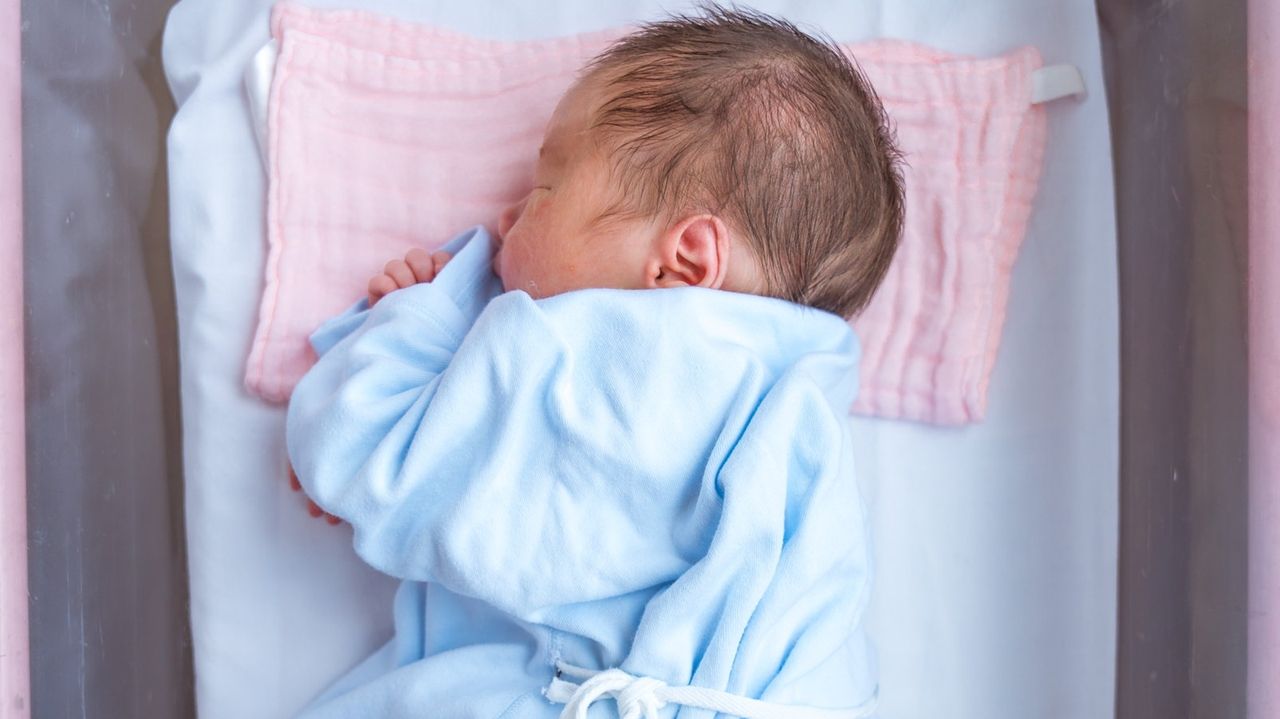 More parents refusing vitamin K shots for newborns, putting babies at risk, LI doctors say