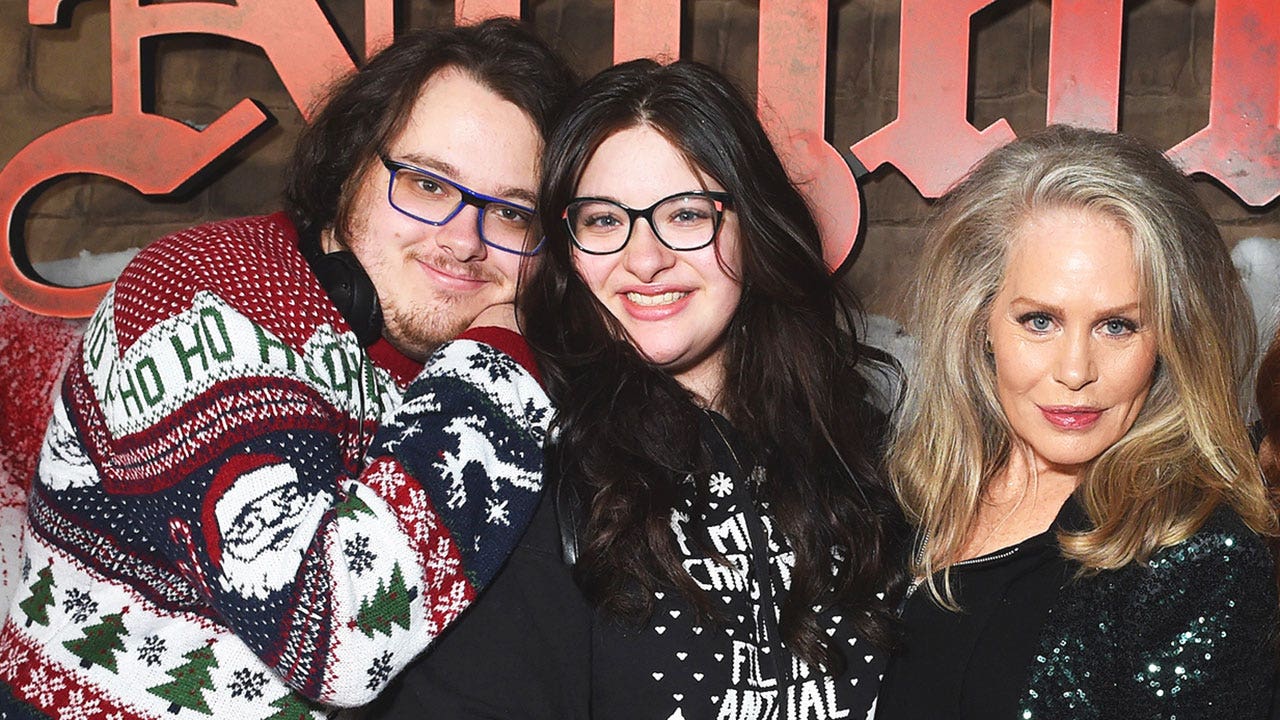 Beverly D'Angelo chose motherhood over her Hollywood career