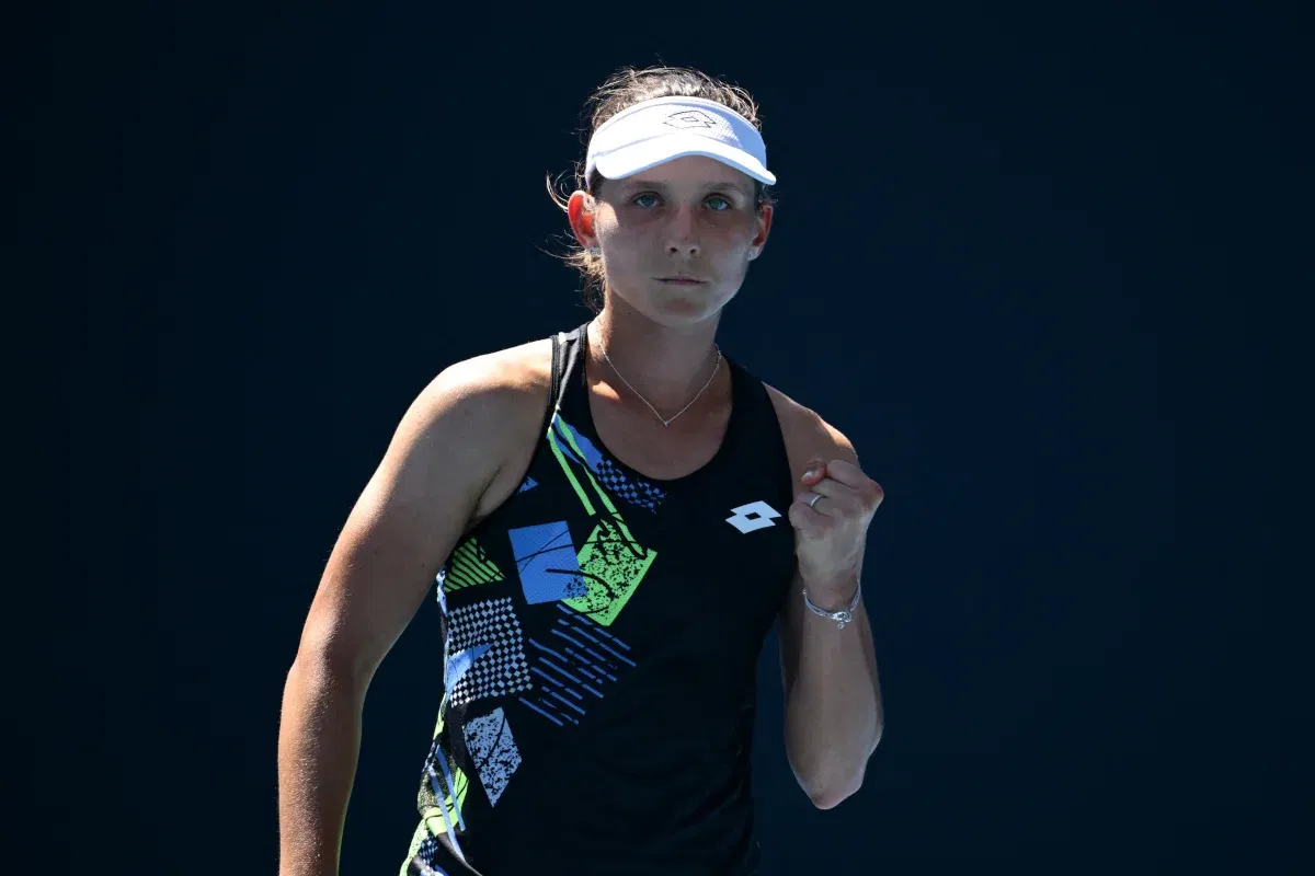 Gracheva Beats Golubic in Three Sets at Australian Open: