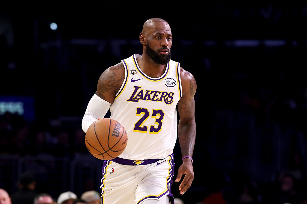 LeBron James not voted as All-Star game starter for 1st time in 21 years