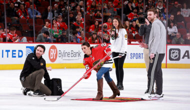 Danica Patrick Drains Beauty At Blackhawks Game: Cue Fat Lib Puck Bunny Meltdown