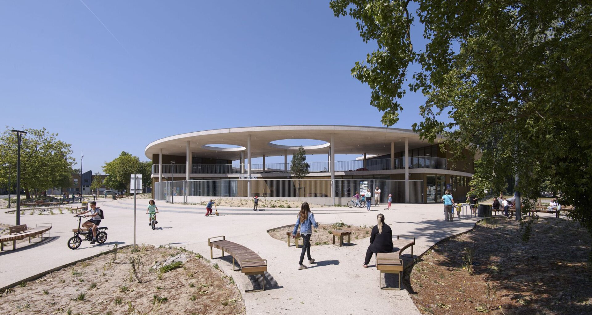 School in Dunkerque / TANK Architectes