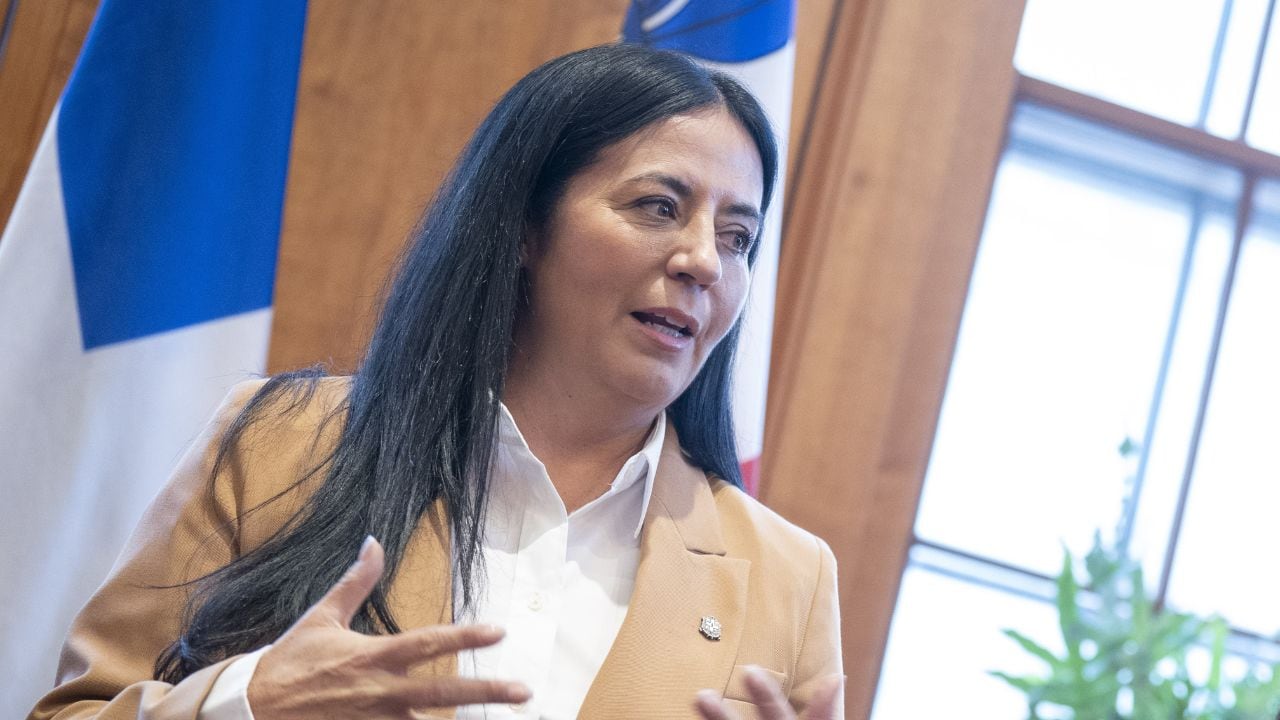 Soraya Martinez Ferrada speaks to Longueuil mayor Catherine Fournier who is located off camera.