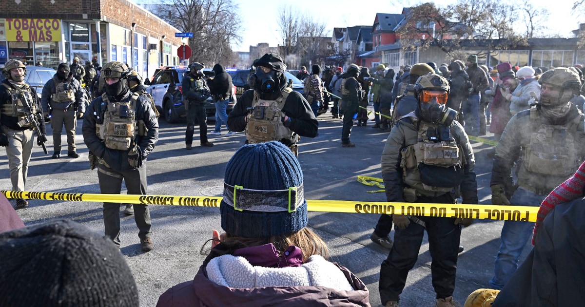 Federal agents shoot and kill person in Minnesota, officials say