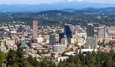 Oregon unemployment rate flat, but unexpected sectors lost jobs in December