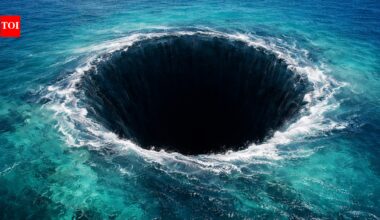 ‘Dragon Hole’: Scientists found a huge ocean sinkhole hiding 1,700 strange viruses beneath the sea |