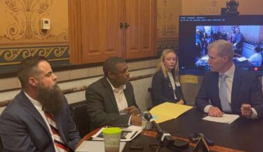 Iowa lawmakers advance bill allowing over-the-counter ivermectin, hydroxychloroquine