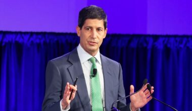 Trump taps Kevin Warsh to chair Federal Reserve