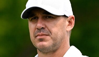 Justin Rose sets Torrey Pines pace with 62 as Brooks Koepka makes PGA Tour return with 73