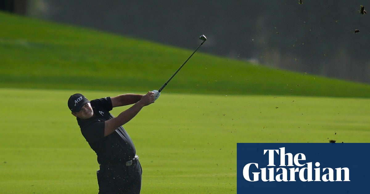 Patrick Reed unfazed by fines as he hits the front in Dubai Desert Classic | European Tour