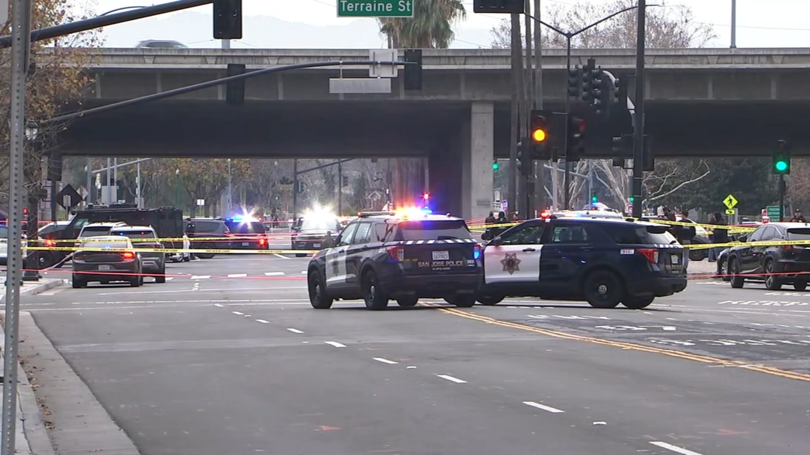 San Jose officer injured, armed carjacking suspect dead following shootout, chase, authorities say