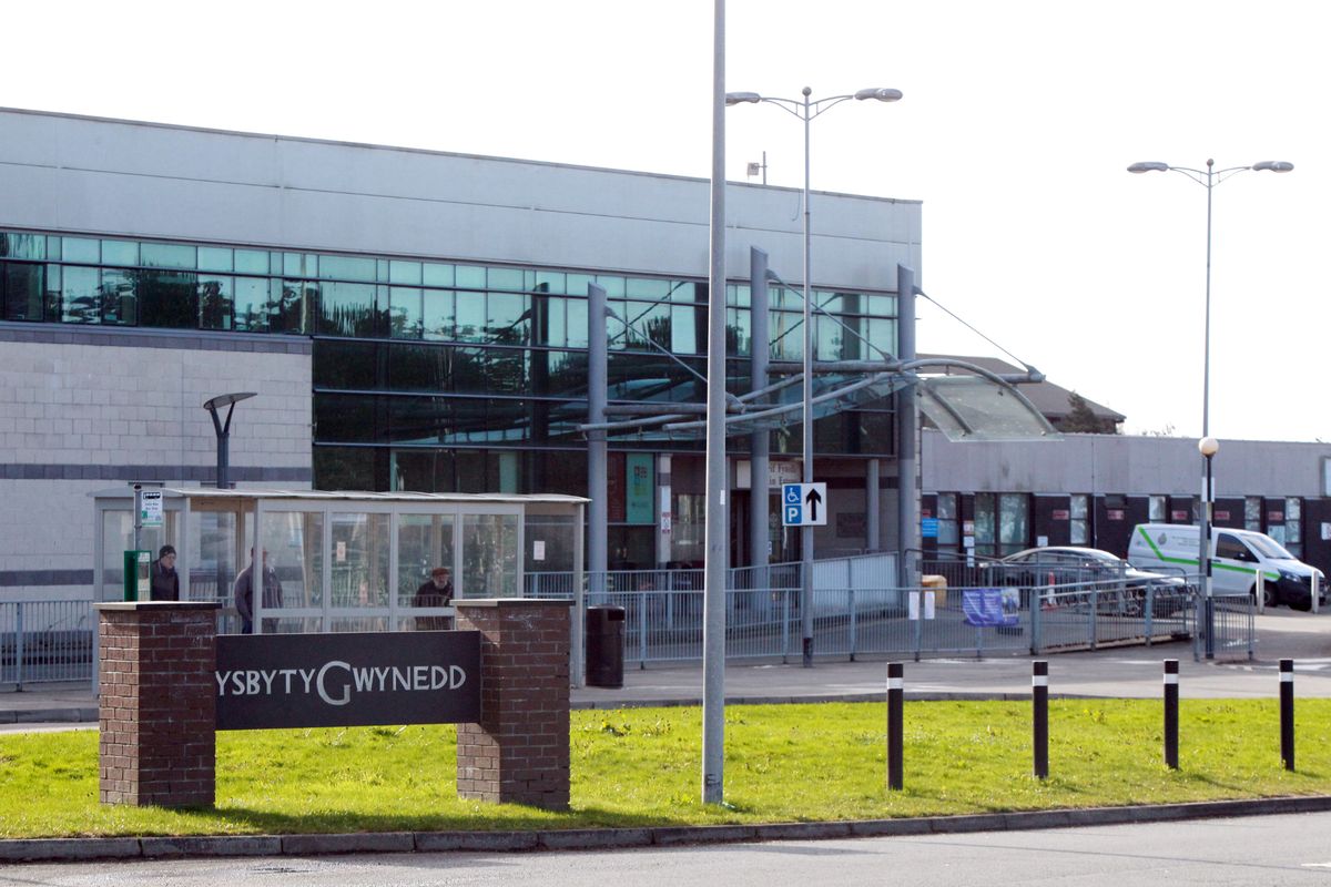 Cancer rates rise significantly as people get older