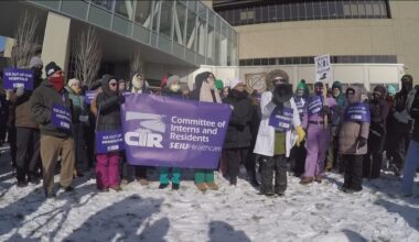 HCMC doctors, staff protest ICE impact on hospital & patients