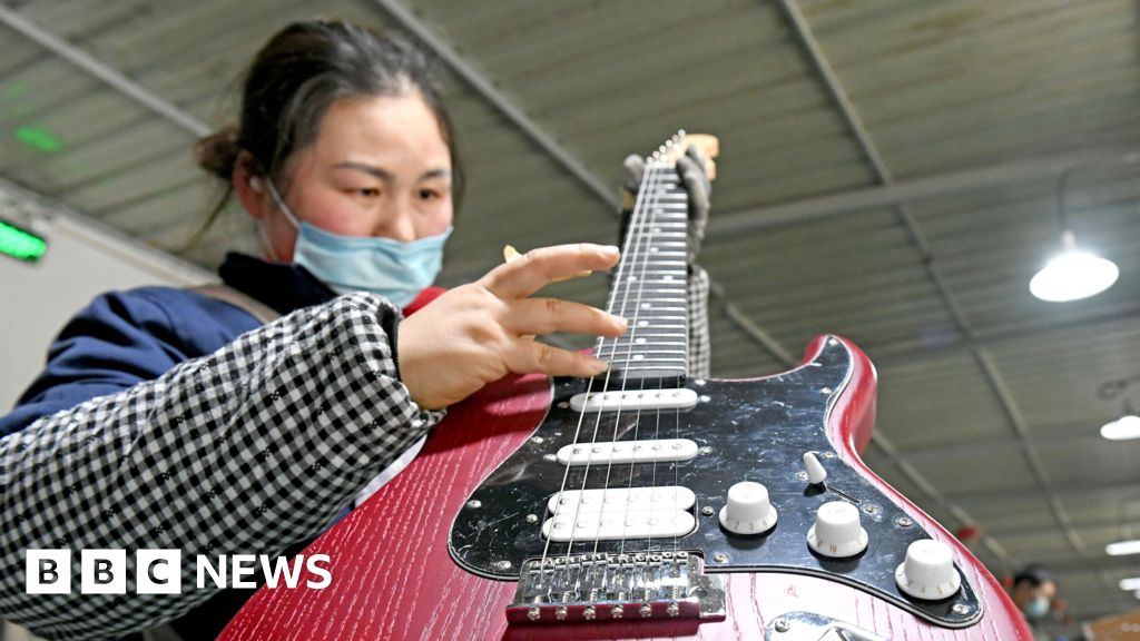 China hits growth goal after exports defy US tariffs