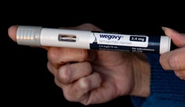 US FDA requests removal of suicide warnings from weight-loss drugs