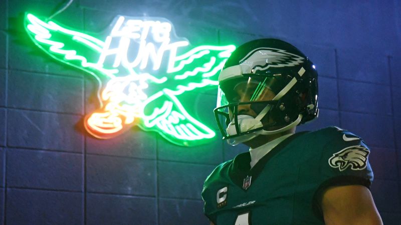 From Snoop Dogg’s blunt to the Eagles locker room: Inside the wild world of the company changing sports memorabilia