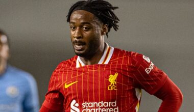 MANCHESTER, ENGLAND - Friday, April 25, 2025: Liverpool