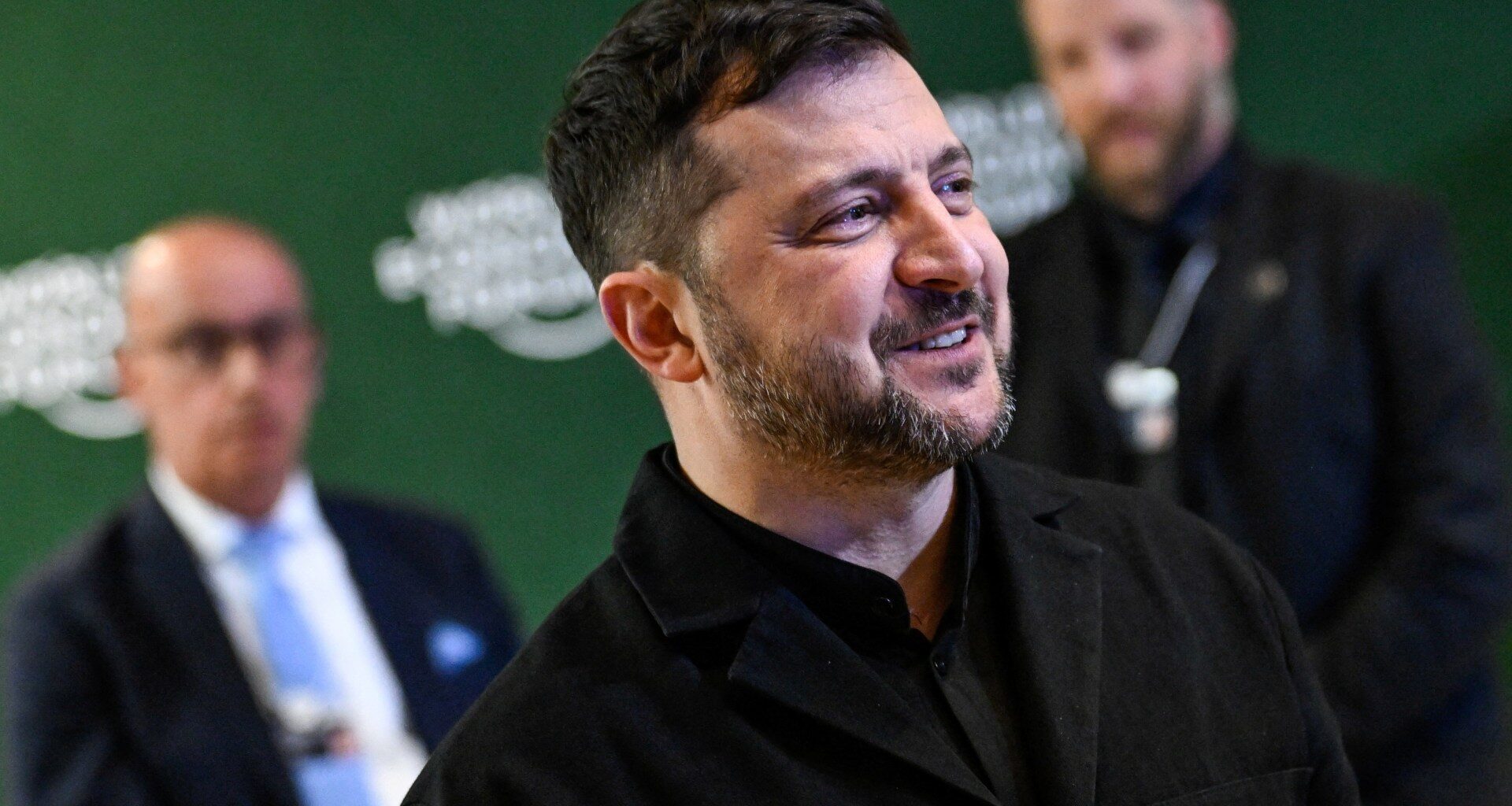 Zelenskyy meets Trump, says US, Ukraine and Russia officials to meet in UAE | Russia-Ukraine war News