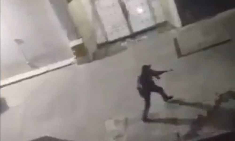 Reports of gunfire near Venezuela’s presidential palace