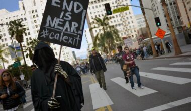 Could California leave the United States and become independent?