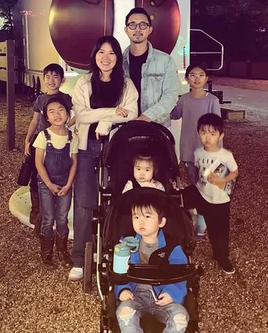 Paul Kim/Instagram Paul Kim and Family