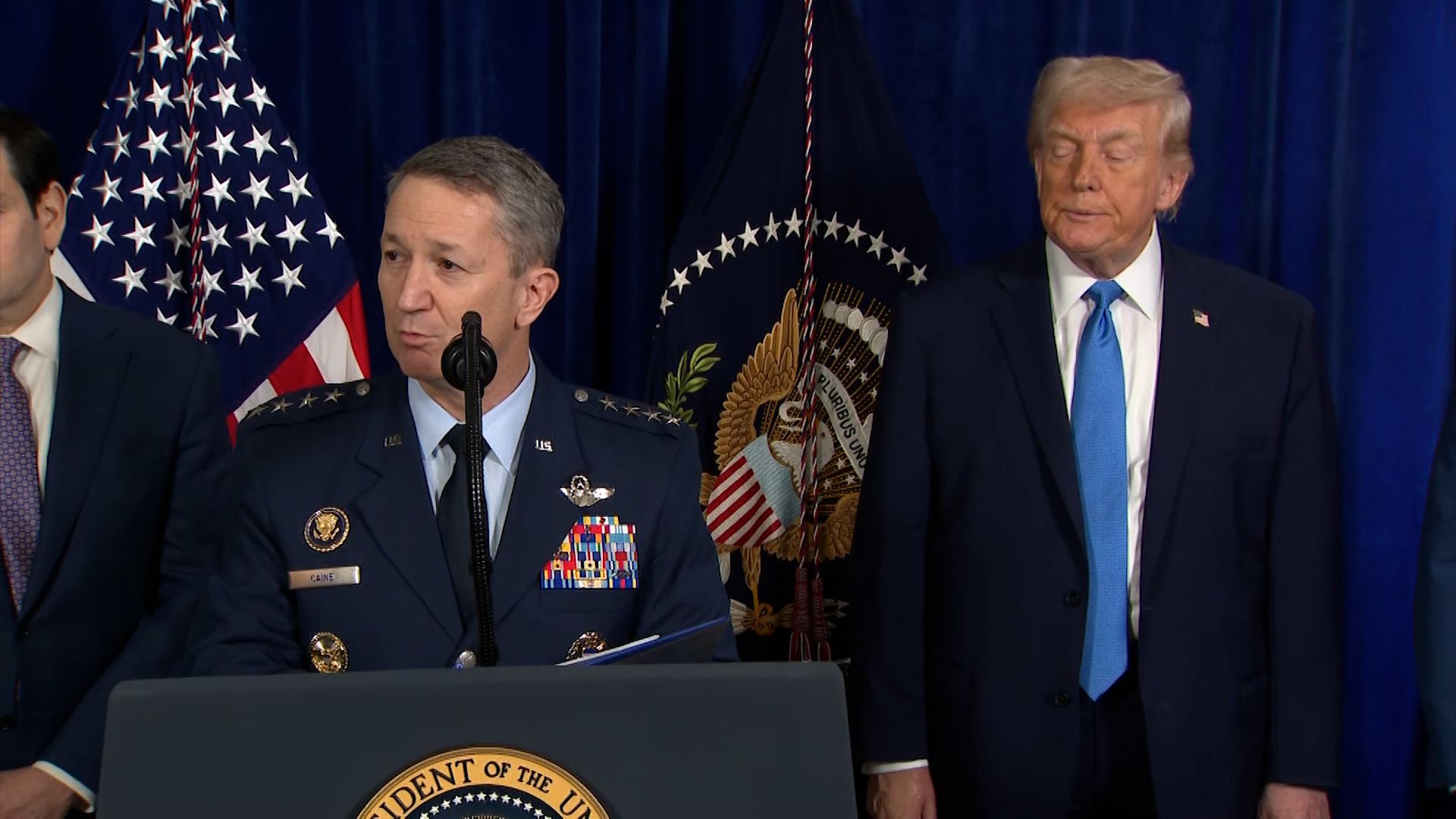 22245455 - CLEAN Maduro TL.00_00_51_11.Still001.jpg