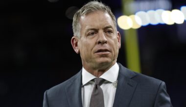 Troy Aikman Reportedly Joins Dolphins as Consultant for GM Search amid McDaniel Rumors