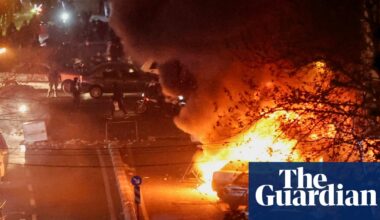 Trump ‘unafraid to use military force on Iran’, White House says | Donald Trump