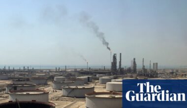 Half of world’s CO2 emissions come from just 32 fossil fuel firms, study shows | Fossil fuels