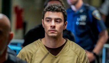 Man allegedly posed as FBI agent in apparent attempt to spring Luigi Mangione from prison