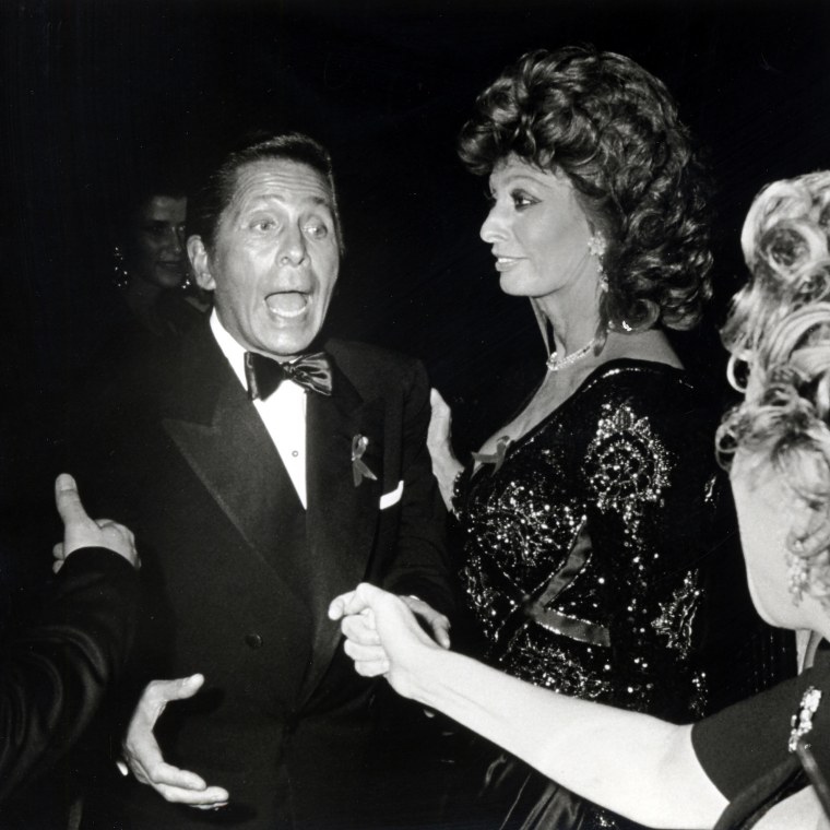 "Valentino : Thirty Years of Magic" Gala Retrospective