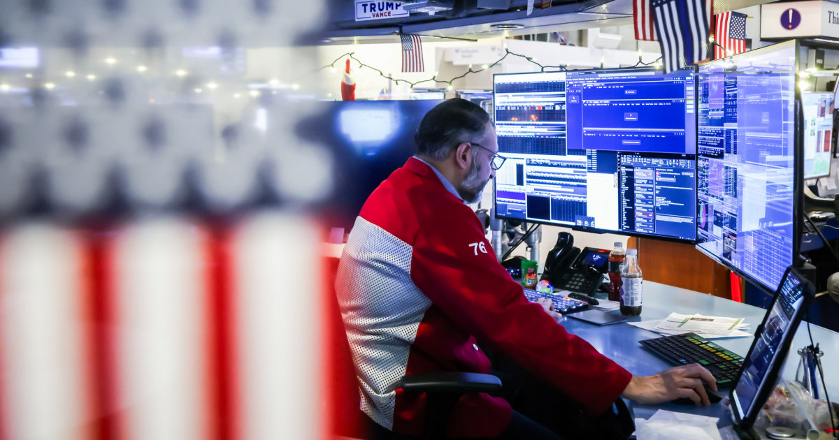 Oil prices swing after U.S. captures Venezuela's Maduro