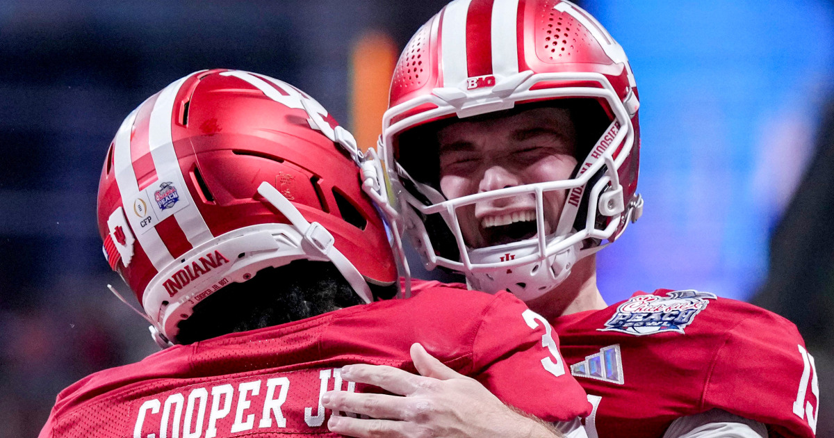 Indiana routs Oregon to advance to College Football Playoff championship