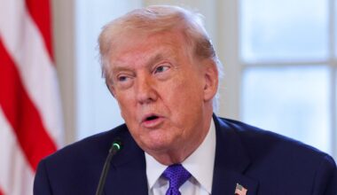 Trump would want military action in Iran to be swift and decisive, sources say