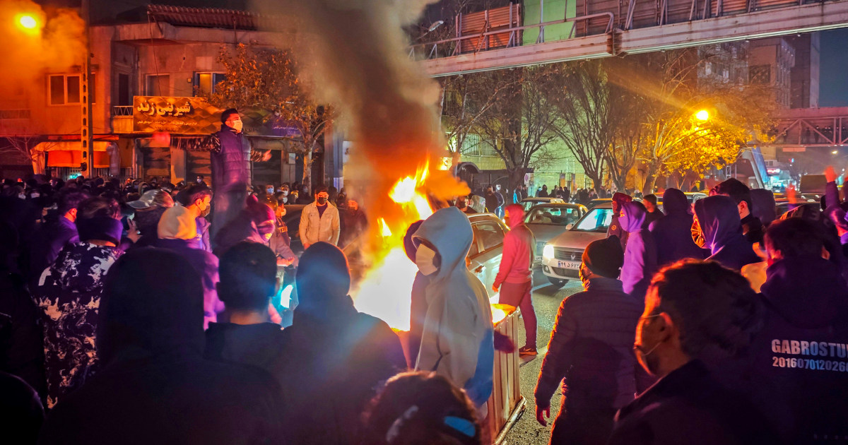 Trump leaves U.S. military action unclear as Iran says it won't execute protesters