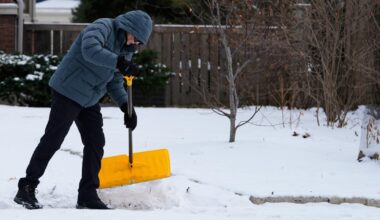 Severe weather brings heavy snow and ice across the U.S.