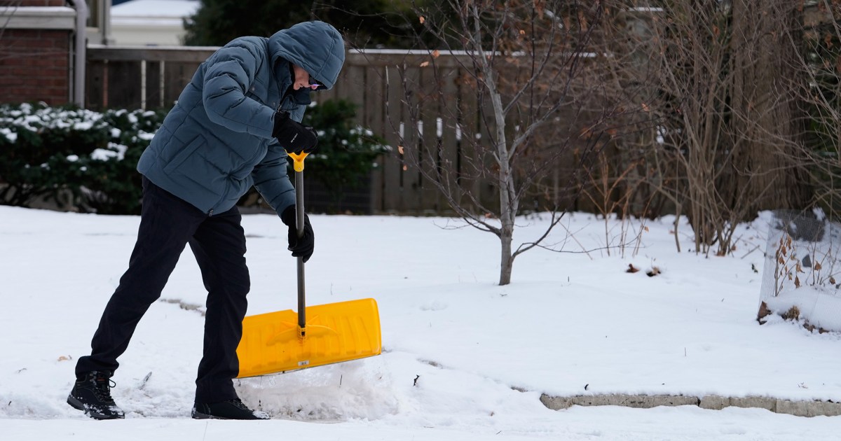 Severe weather brings heavy snow and ice across the U.S.