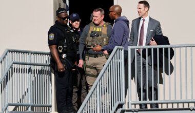 FBI searches Fulton County election hub in connection with Trump's 2020 election loss