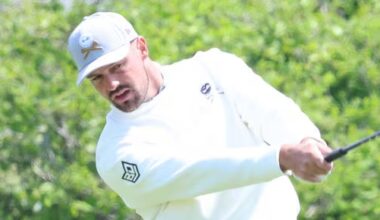 DeChambeau Rejects Koepka's PGA Tour Exemption - 조선일보