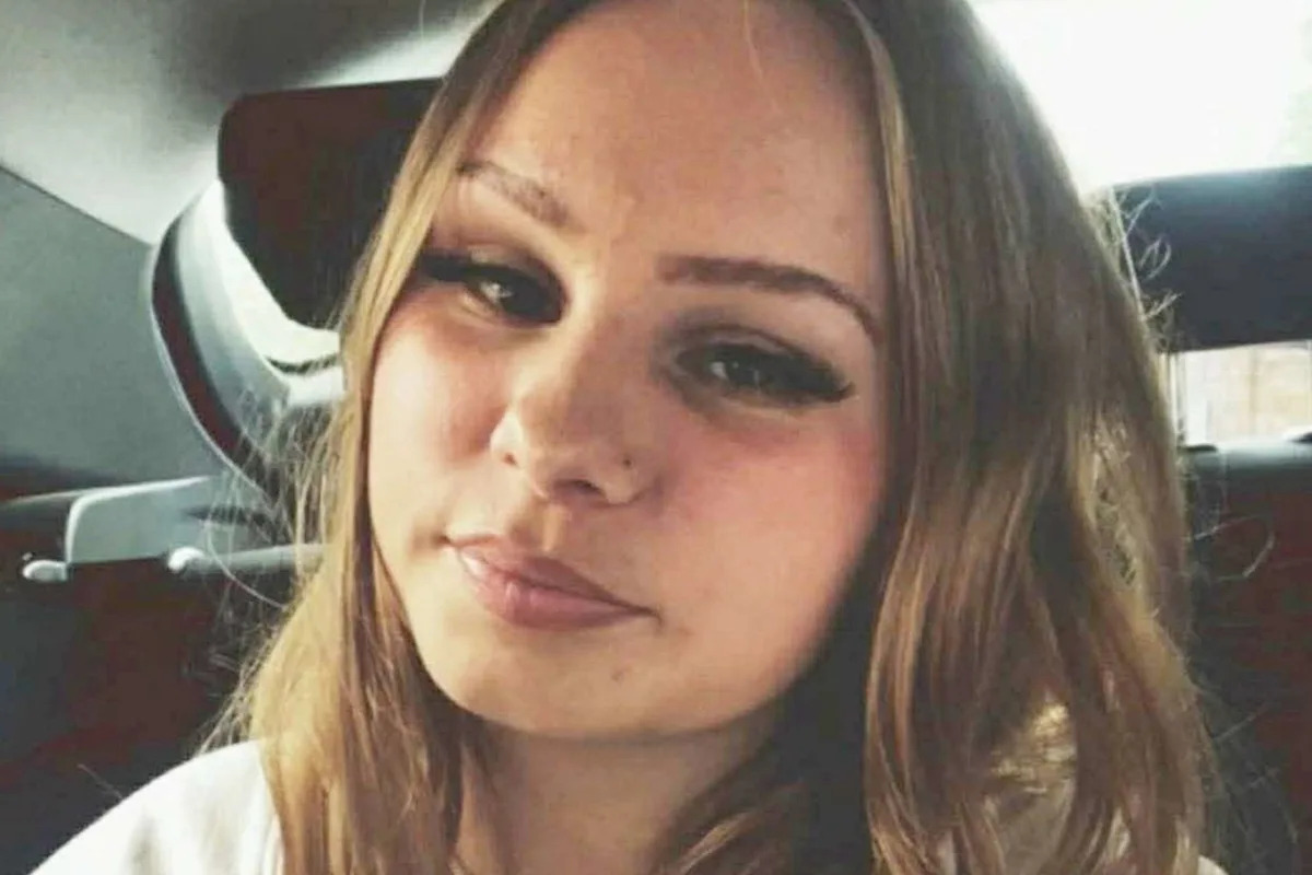 Teen Left Paralyzed, Unable to Speak After Symptoms Dismissed as ‘Period Pain’: ‘Unexpected Tragedy’