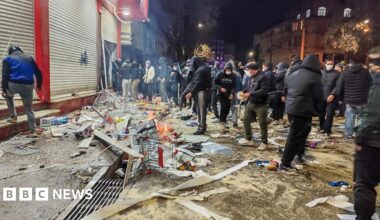 Internet blackout in Iran as large anti-government protests held across country