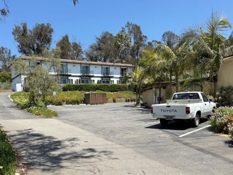 Stylish Apartment Building Proposed for Los Patos Way