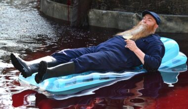 Things Get Ugly at the Roundtable