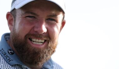 Shane Lowry leads Dubai Invitational after McIlroy hits the water four times – The Irish Times