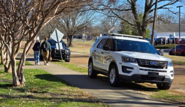 Murray Police parked outside Waterfield Library