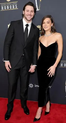 Michael Loccisano/Getty Josh Allen and Hailee Steinfeld, February 2025