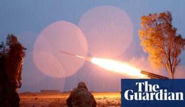 Syrian army surges into Kurdish-held towns in ‘betrayal’ shattering prospects of accord | Syria