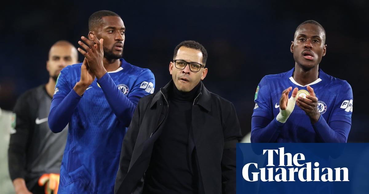 ‘I’m accountable’: Rosenior deflects blame from Sánchez after Chelsea’s loss | Carabao Cup