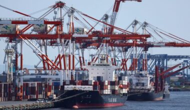 Japan's exports rise for fourth straight month, partly boosted by weaker yen